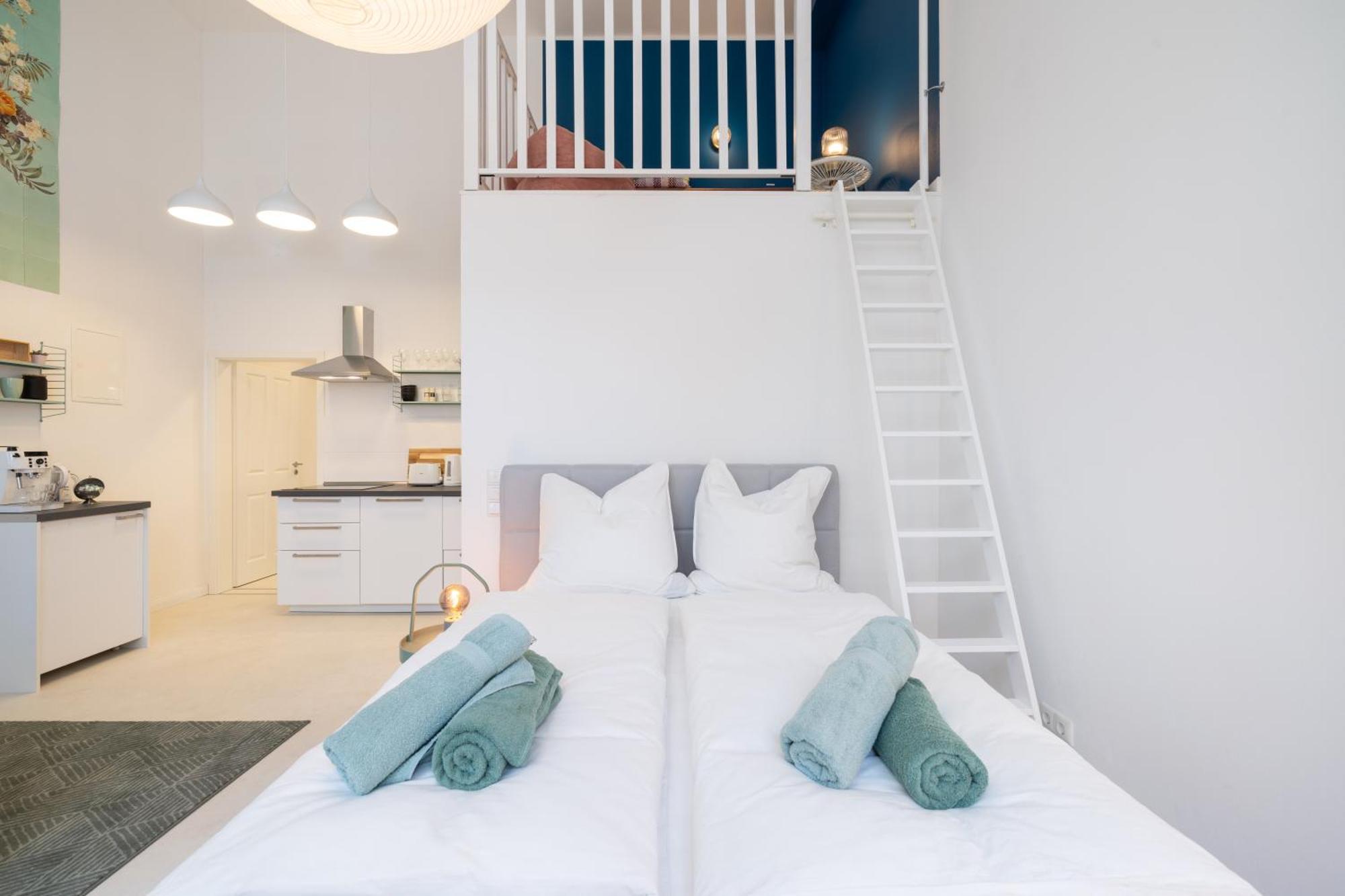 Great 2-Room Loft With 2 Bathrooms And 2 Kitchen Berlino Esterno foto