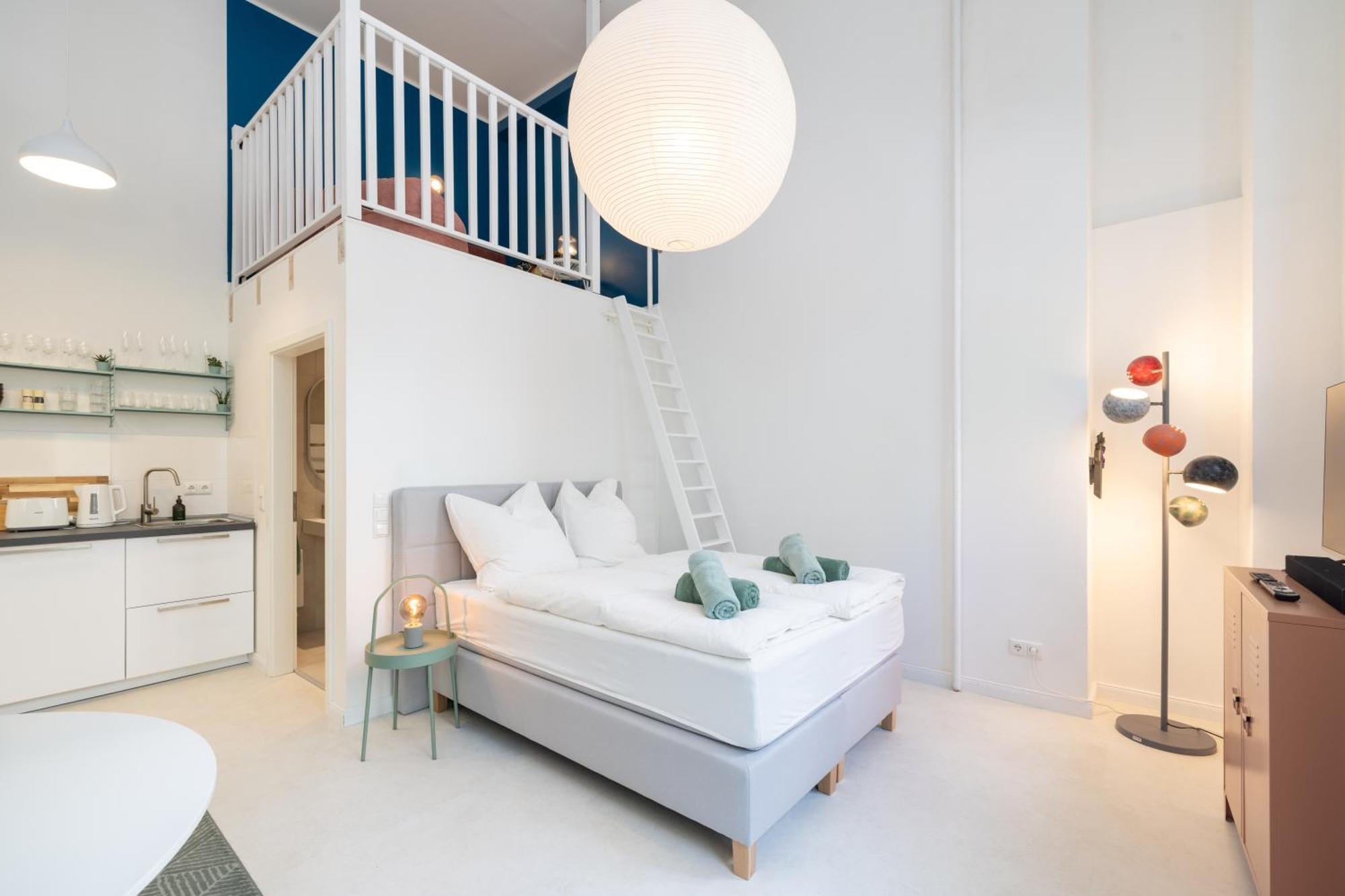 Great 2-Room Loft With 2 Bathrooms And 2 Kitchen Berlino Esterno foto
