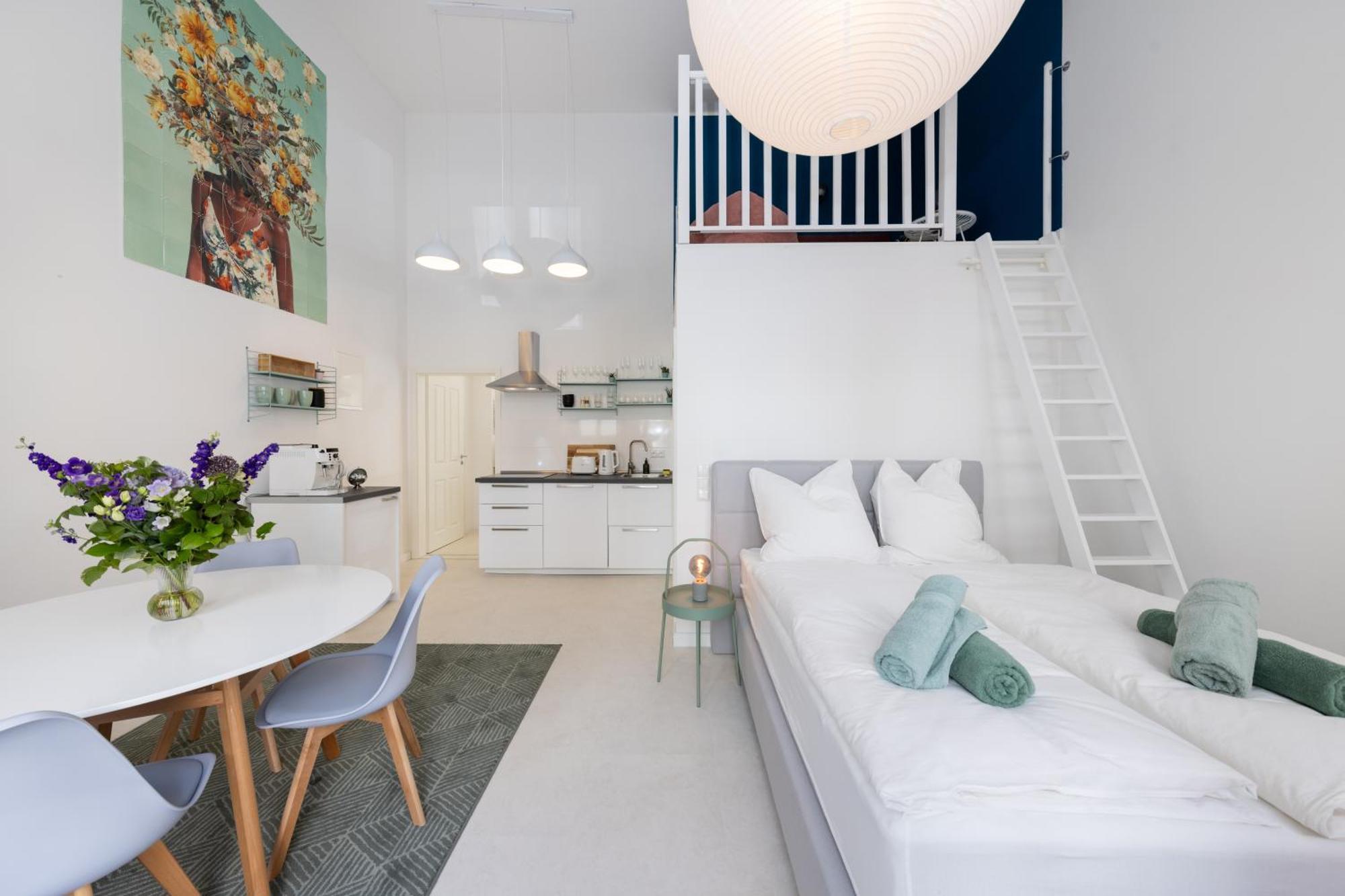 Great 2-Room Loft With 2 Bathrooms And 2 Kitchen Berlino Esterno foto