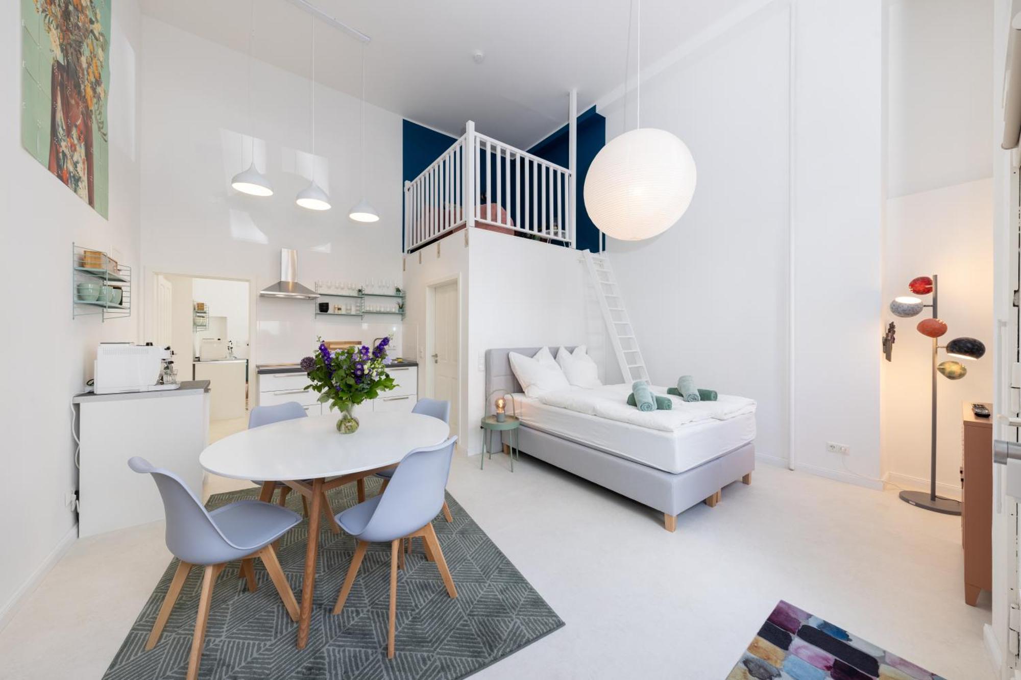 Great 2-Room Loft With 2 Bathrooms And 2 Kitchen Berlino Esterno foto