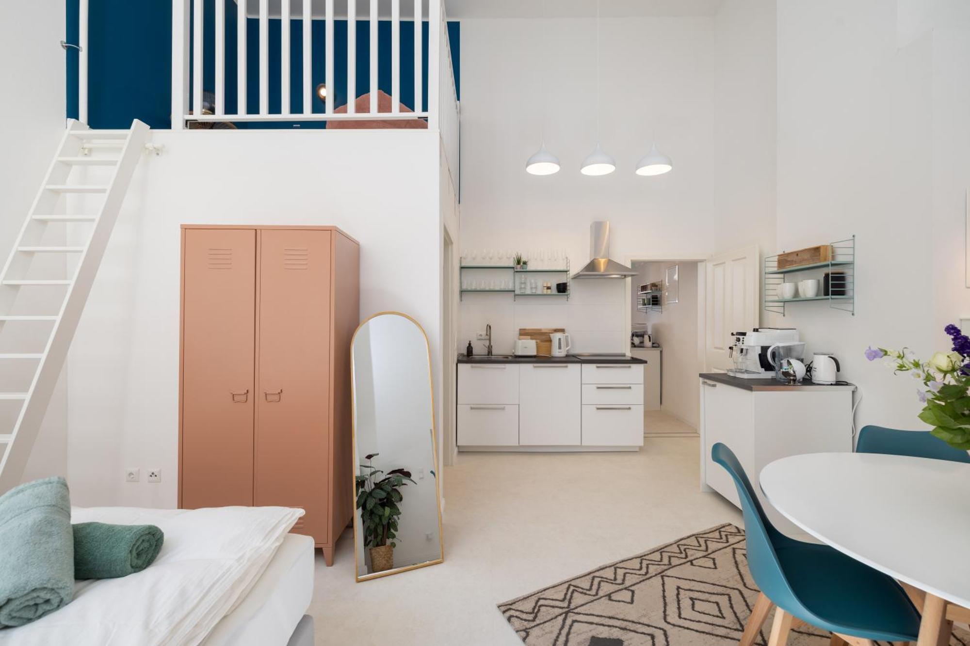 Great 2-Room Loft With 2 Bathrooms And 2 Kitchen Berlino Esterno foto